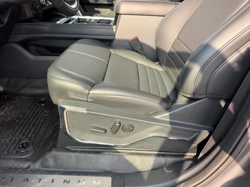 New 2026 Carbonized Gray Metallic Ford F-350® Platinum® image 19