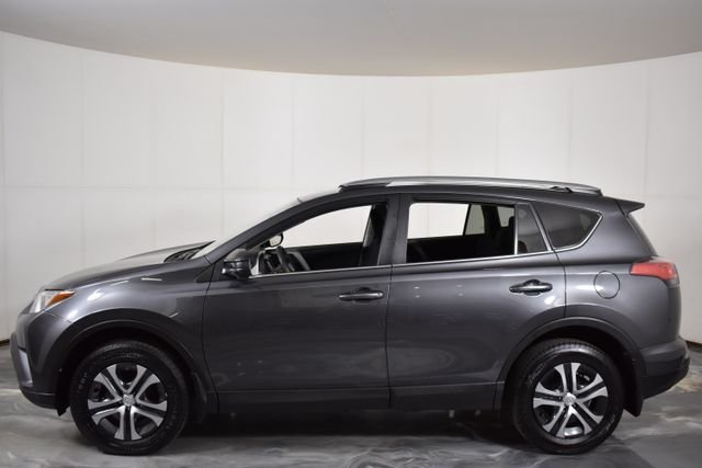 Used 2018 Gray Toyota LE image 3