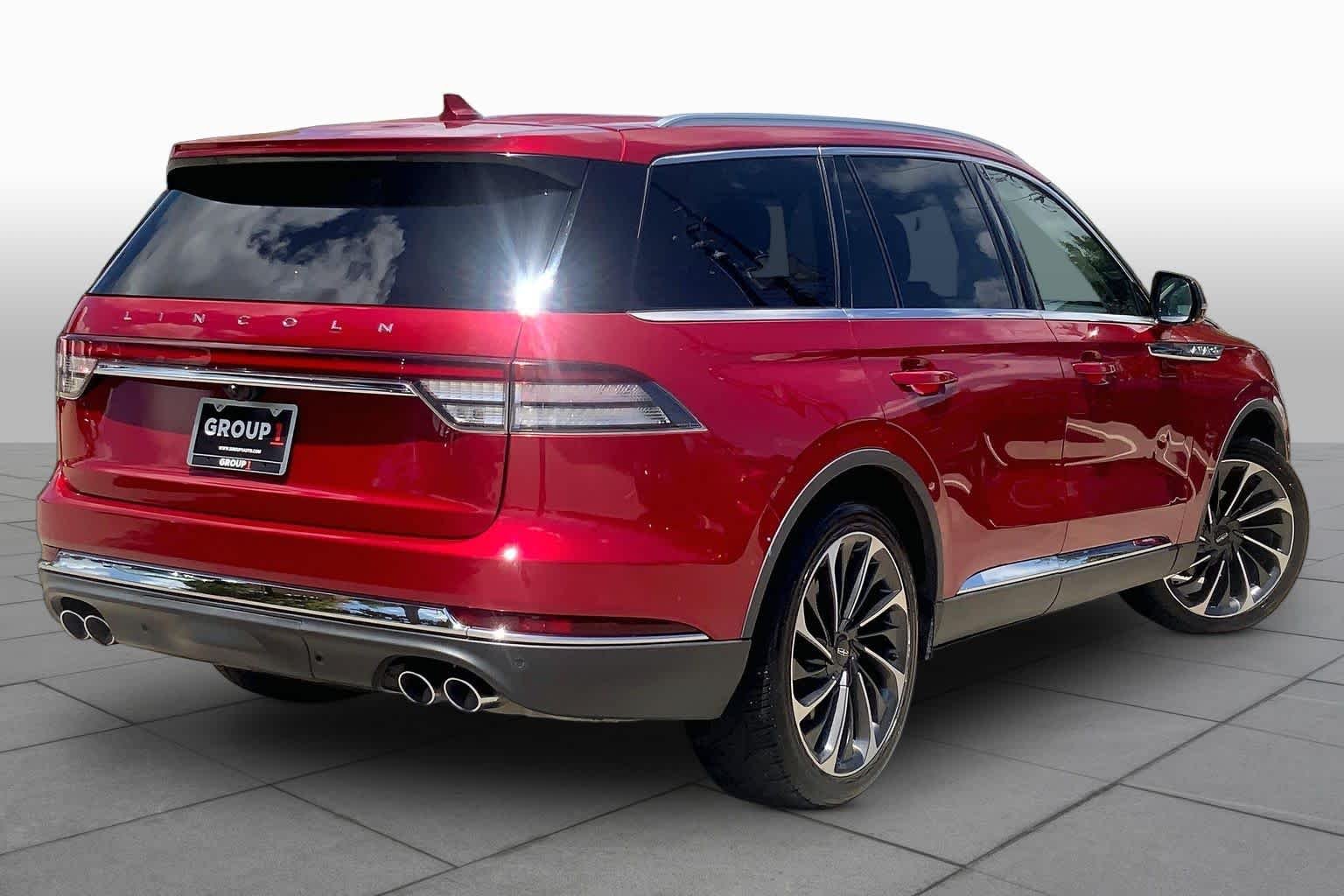 Used 2020 Red Carpet Metallic Tinted Clearcoat Lincoln Reserve image 13