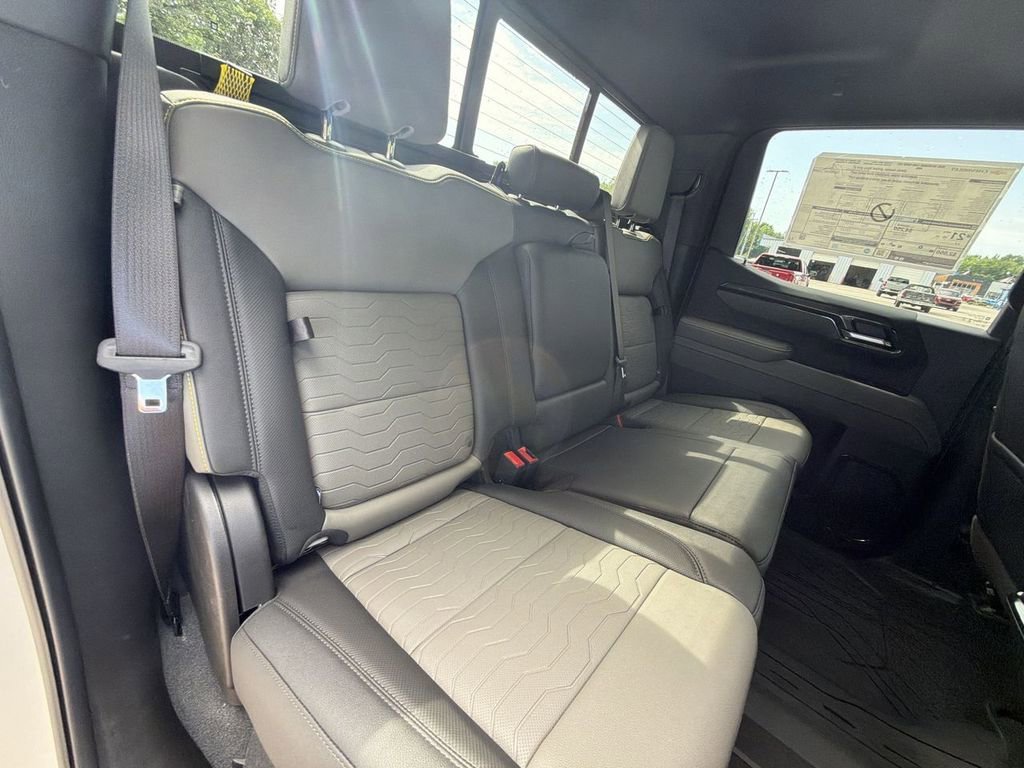 2026 Chevrolet Silverado 1500 ZR2 - Photo 28