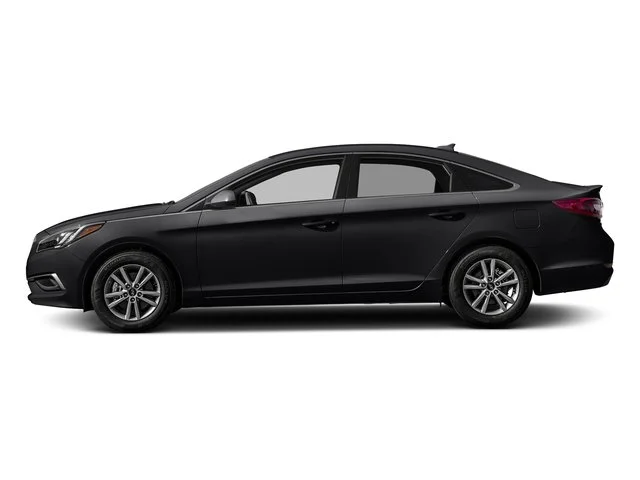 Used 2017 Phantom Black Hyundai SE image 3