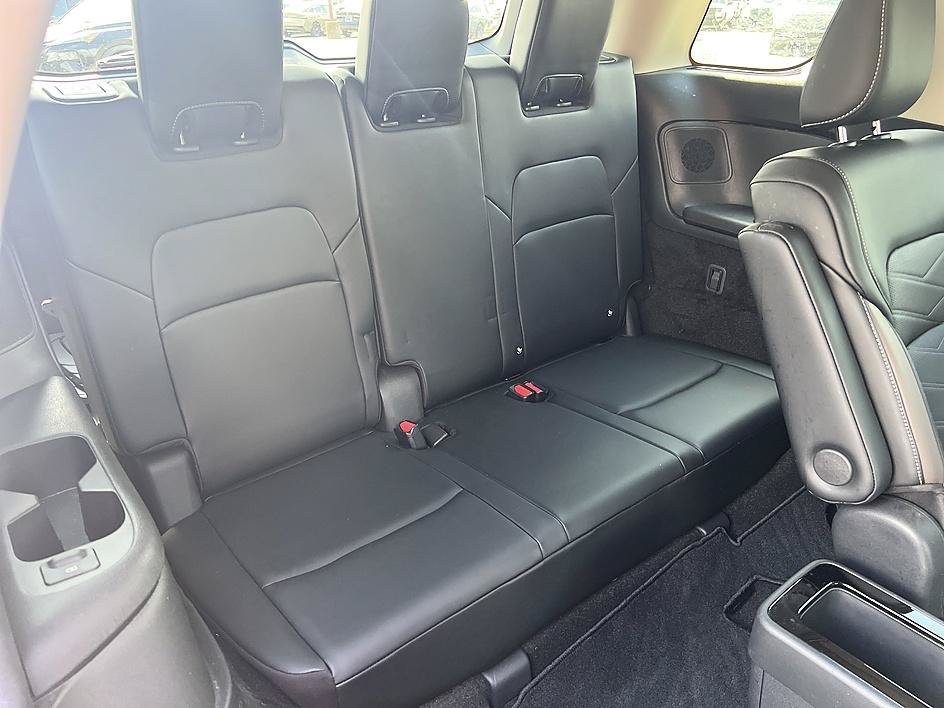 Used 2023 Scarlet Ember Tintcoat/Super Black Nissan Platinum image 30