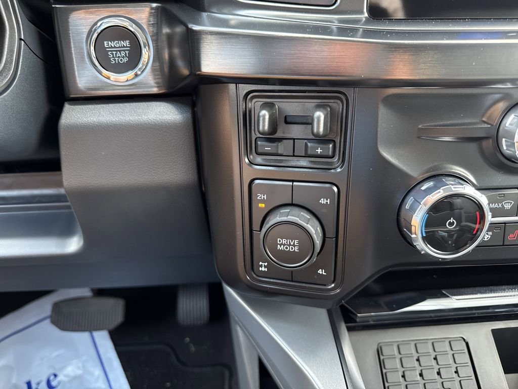 New 2026 Agate Black Metallic Ford F-350® Lariat® image 29