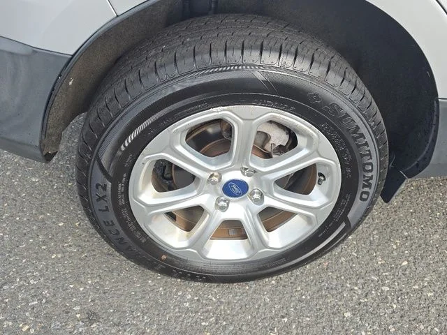 Used 2018 Silver Metallic Ford SE image 20