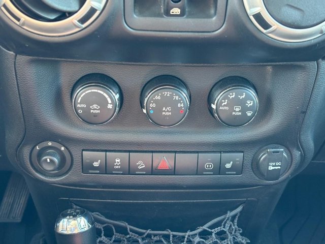 2012 Jeep Wrangler Unlimited Rubicon - Photo 21