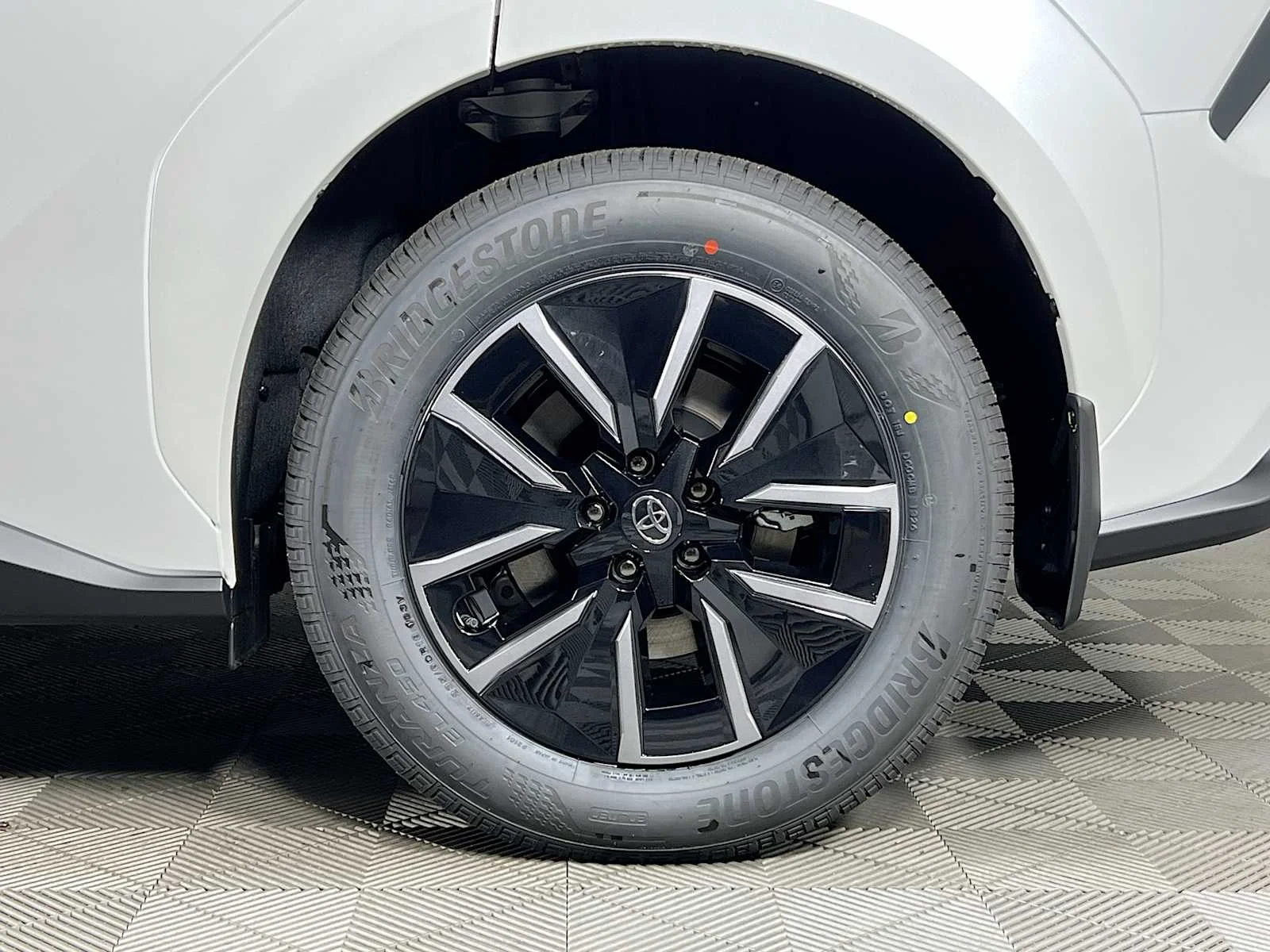 2026 Toyota bZ — photo 20