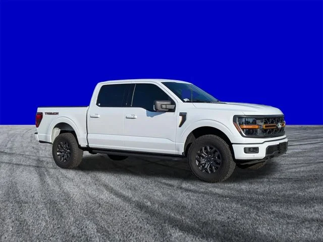 Certified Used 2025 Oxford White Ford Tremor image 2