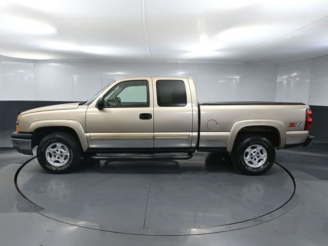 Used 2004 Beige Chevrolet Z71 image 9