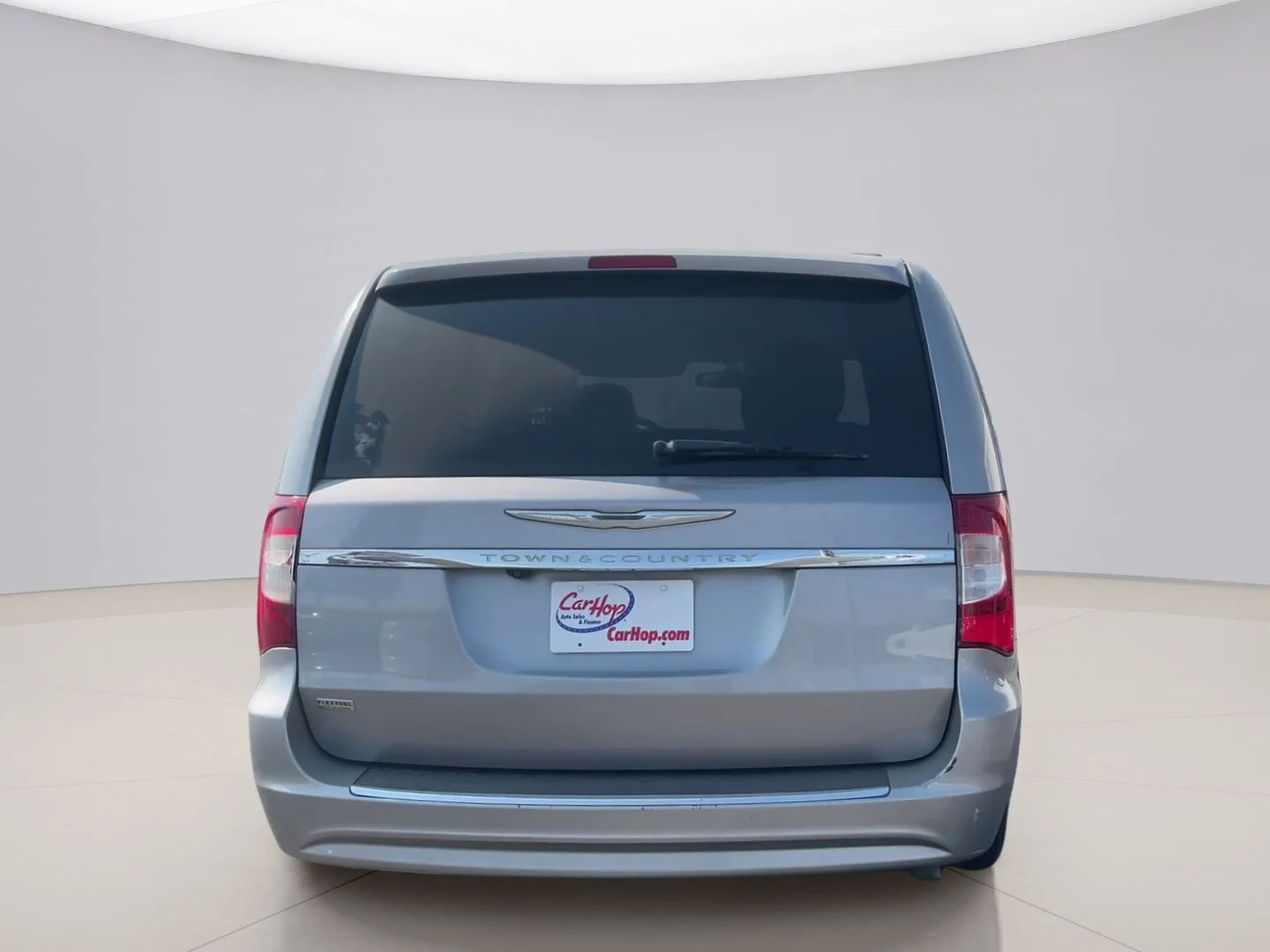 Used 2013 Silver Chrysler TOURING image 5