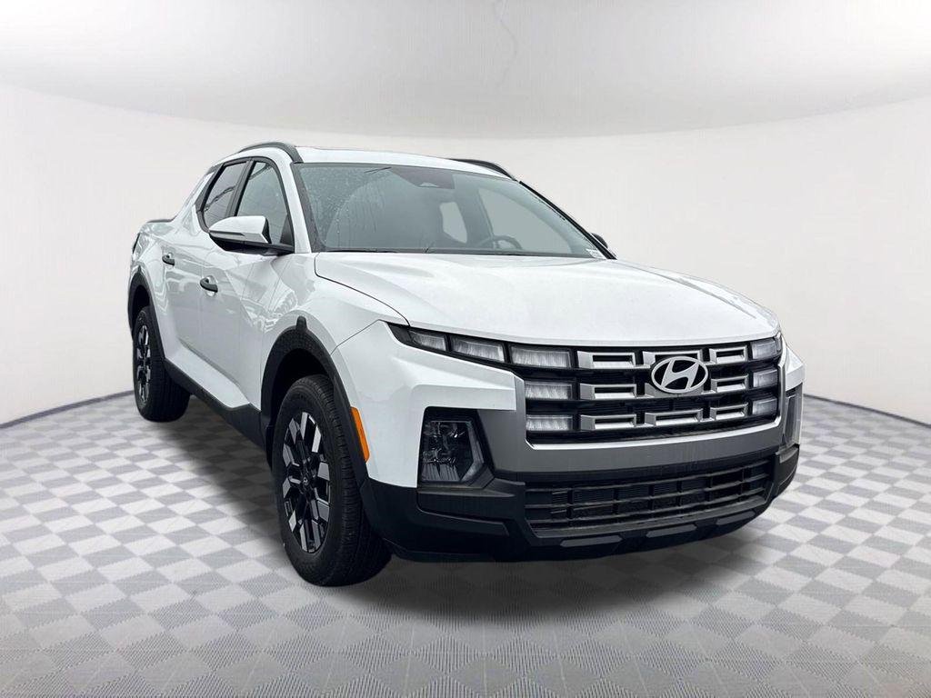 New 2026 White Hyundai SEL Activity FWD image 3