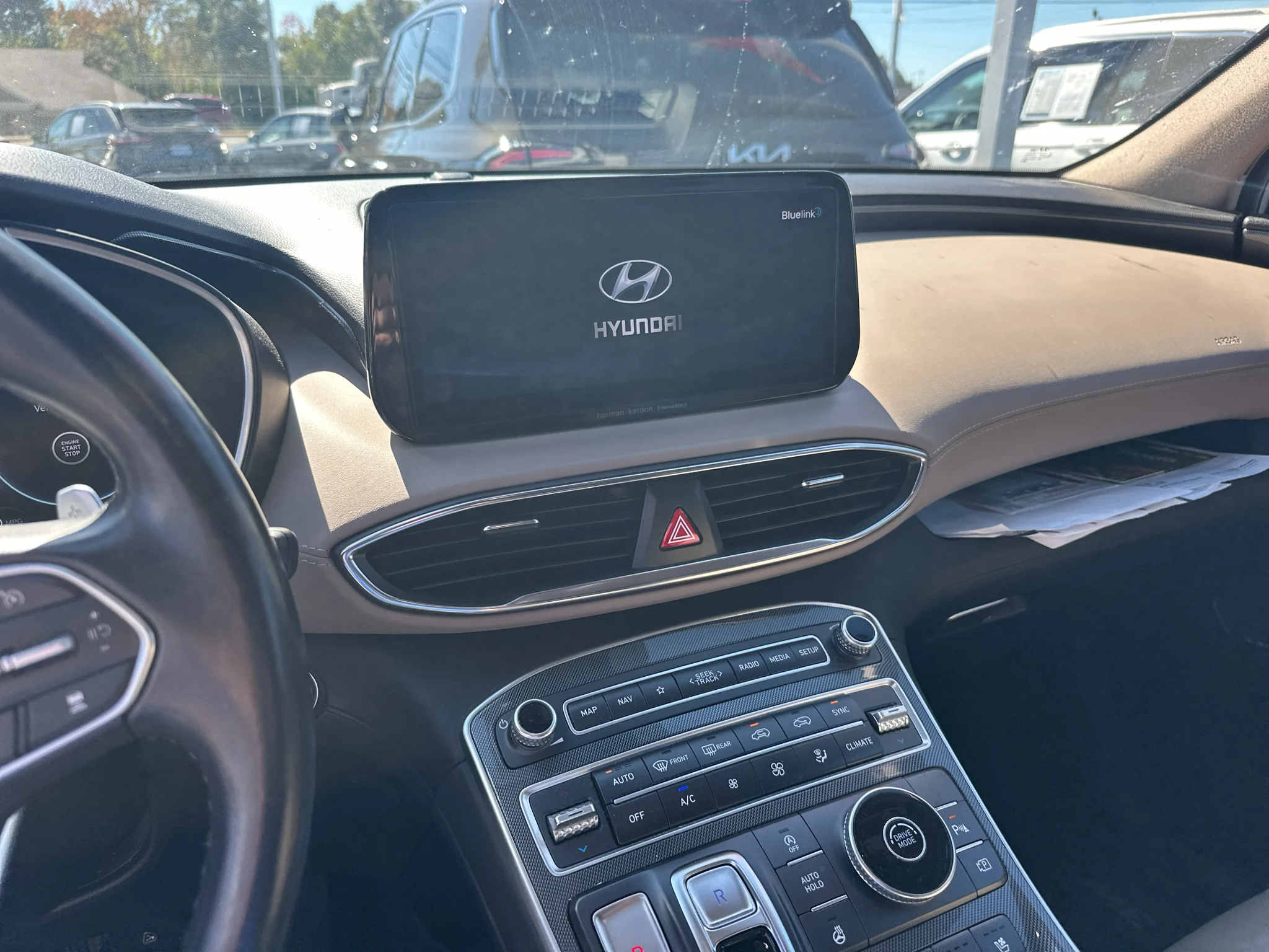 Used 2022 White Hyundai Limited image 8