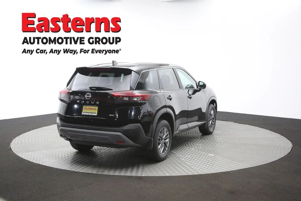 Used 2023 Black Nissan S image 35