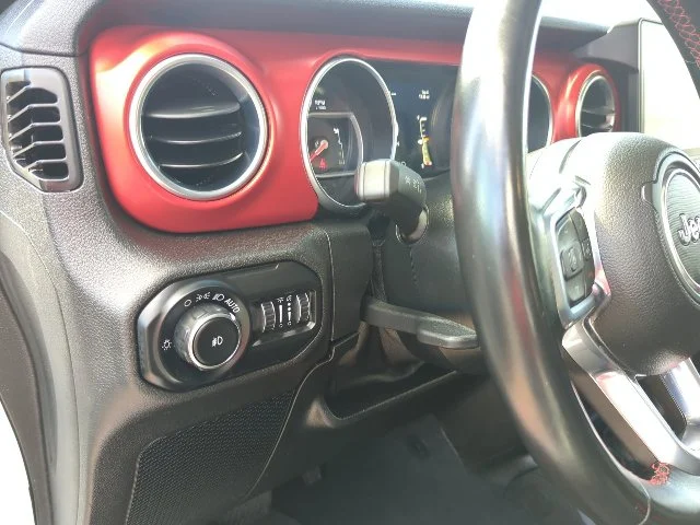Used 2020 White Jeep Rubicon image 14