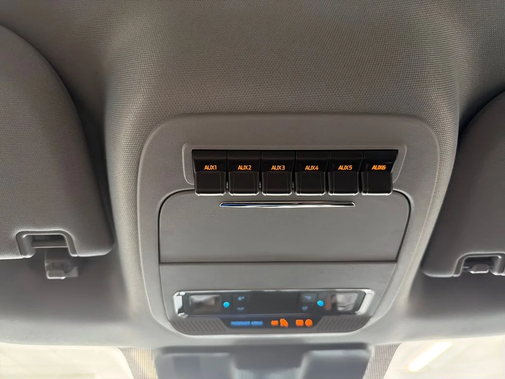 New 2026 Star White Metallic Tri-Coat Ford F-250® Lariat® image 17