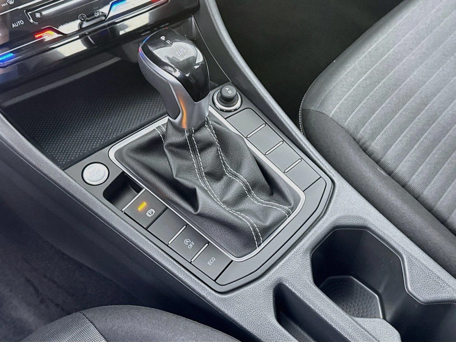 New 2027 Deep Black Pearl Volkswagen S image 16