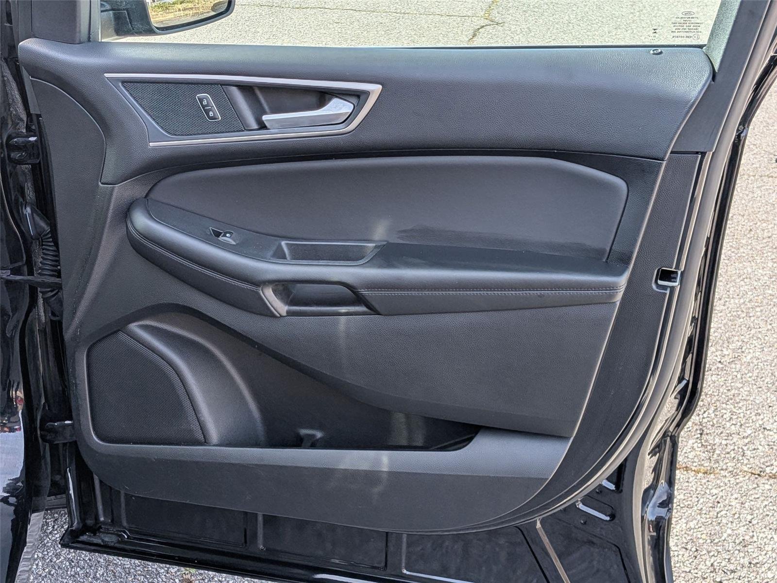 Used 2024 Agate Black Metallic Ford SEL image 36