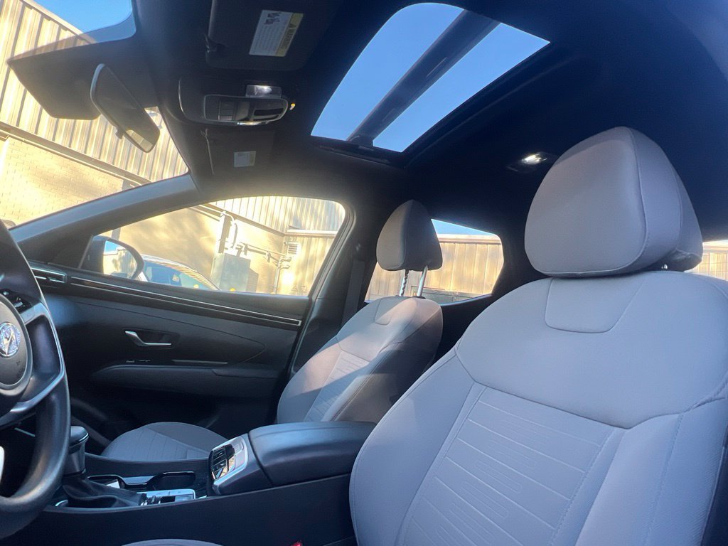Used 2023 Gray Hyundai SEL image 8