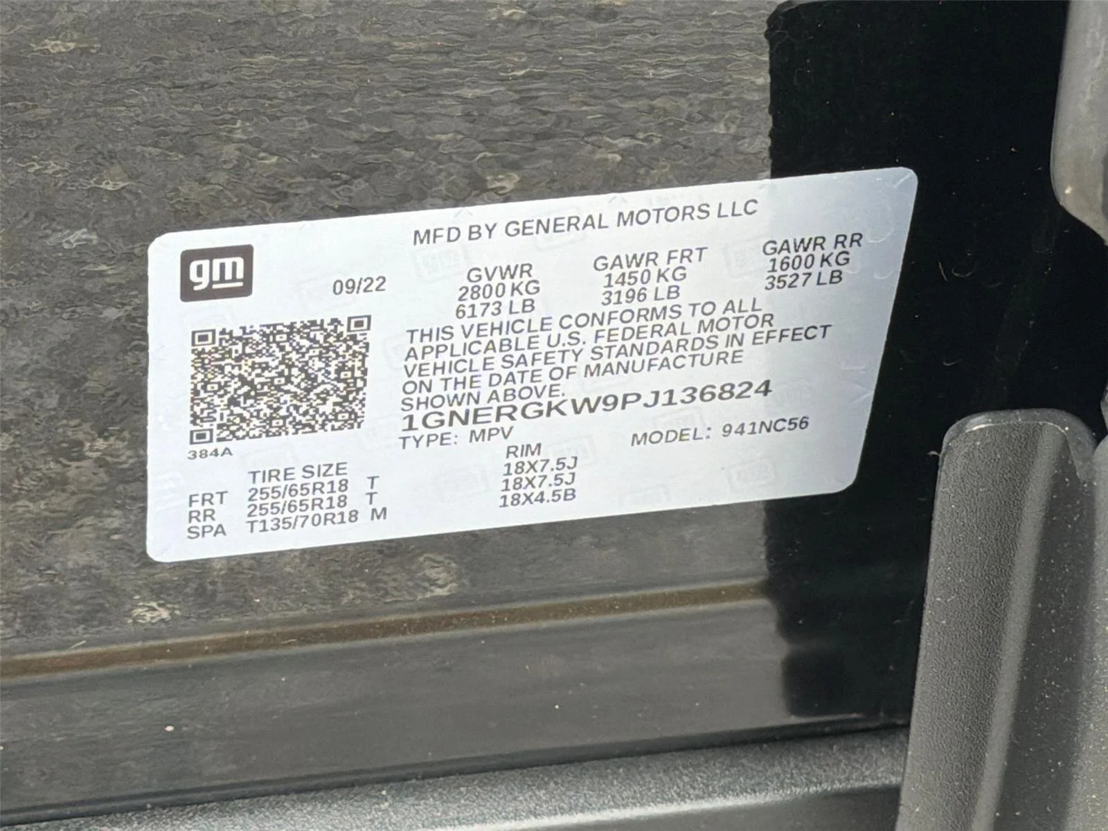 Used 2023 Mosaic Black Metallic Chevrolet LT Cloth image 25