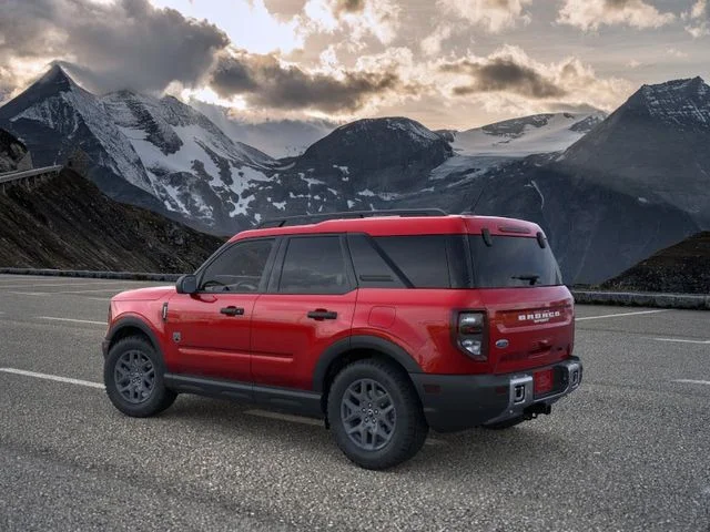 New 2025 Ruby Red Metallic Ford Big Bend image 4