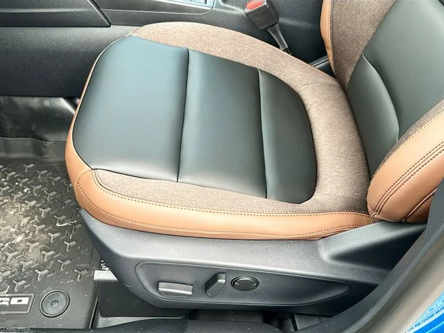New 2025 Blue Metallic Ford Outer Banks image 14
