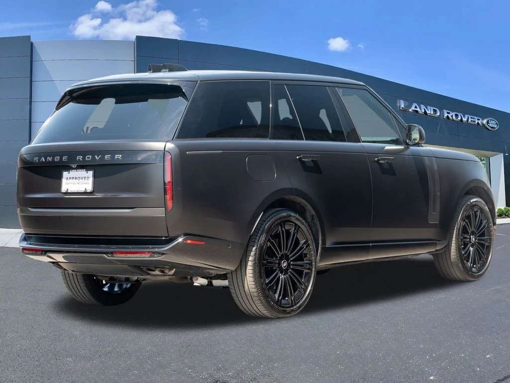 Certified Used 2025 Black Land Rover SE image 4