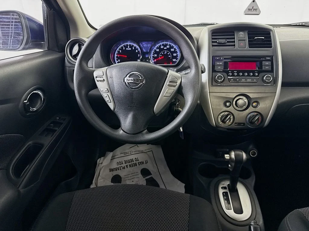 Used 2018 Blue Nissan 1.6 SV image 24