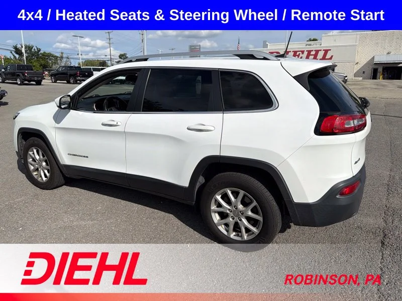 Used 2017 White Jeep Latitude image 7