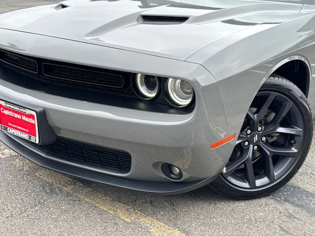 Used 2023 Destroyer Gray Clearcoat Dodge SXT image 7