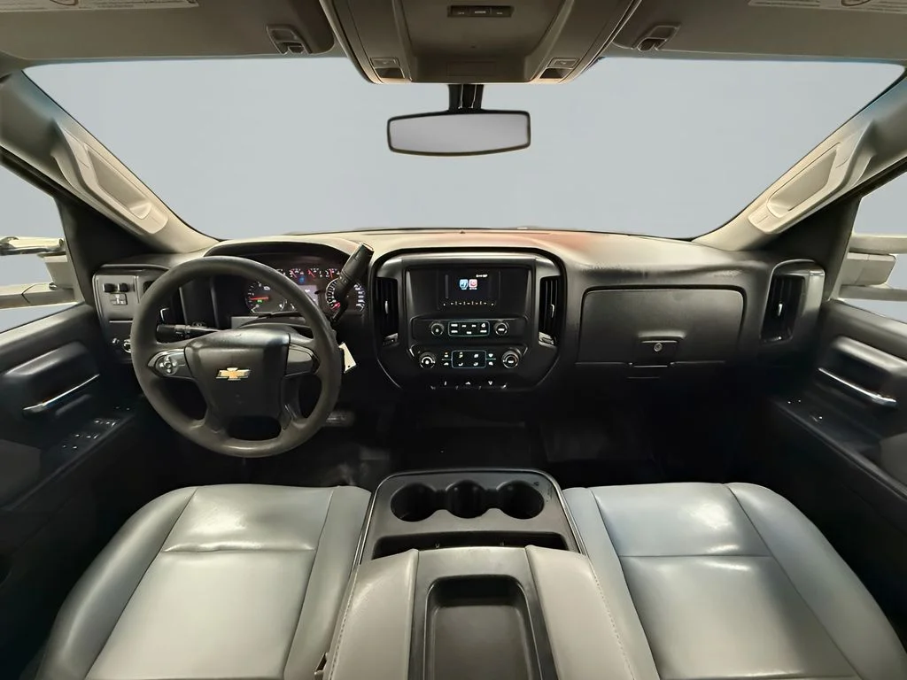 Used 2016 White Chevrolet Work Truck image 15