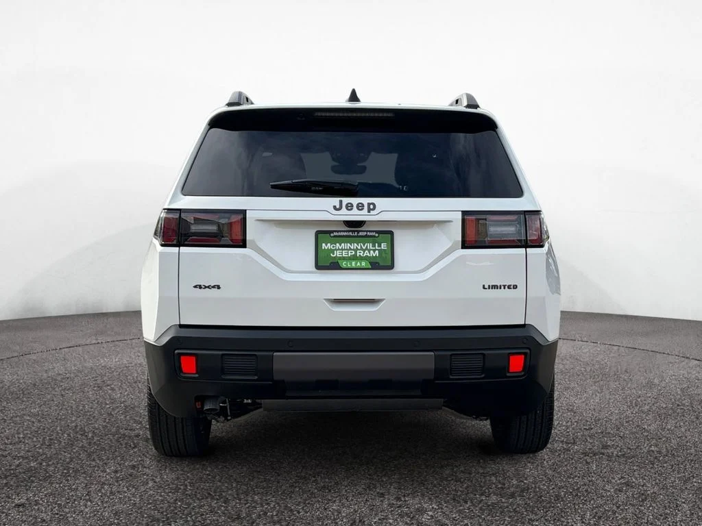 New 2026 Bright White Clear-Coat Exterior Paint Jeep Limited image 4