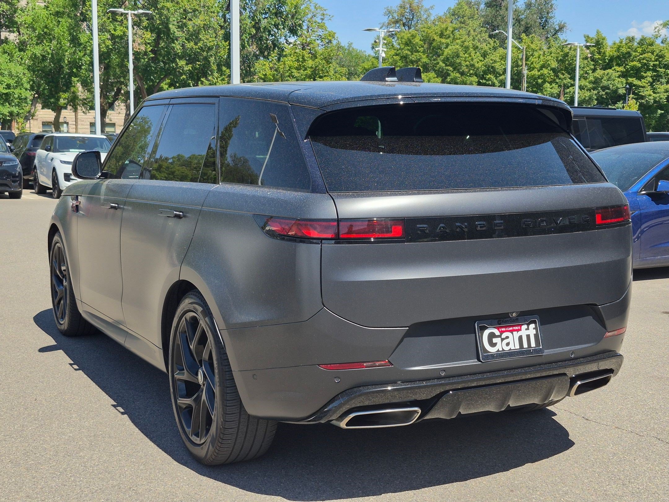 Used 2024 Gray Land Rover Dynamic SE image 5