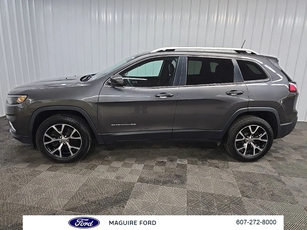 Used 2020 Gray Jeep Limited image 5