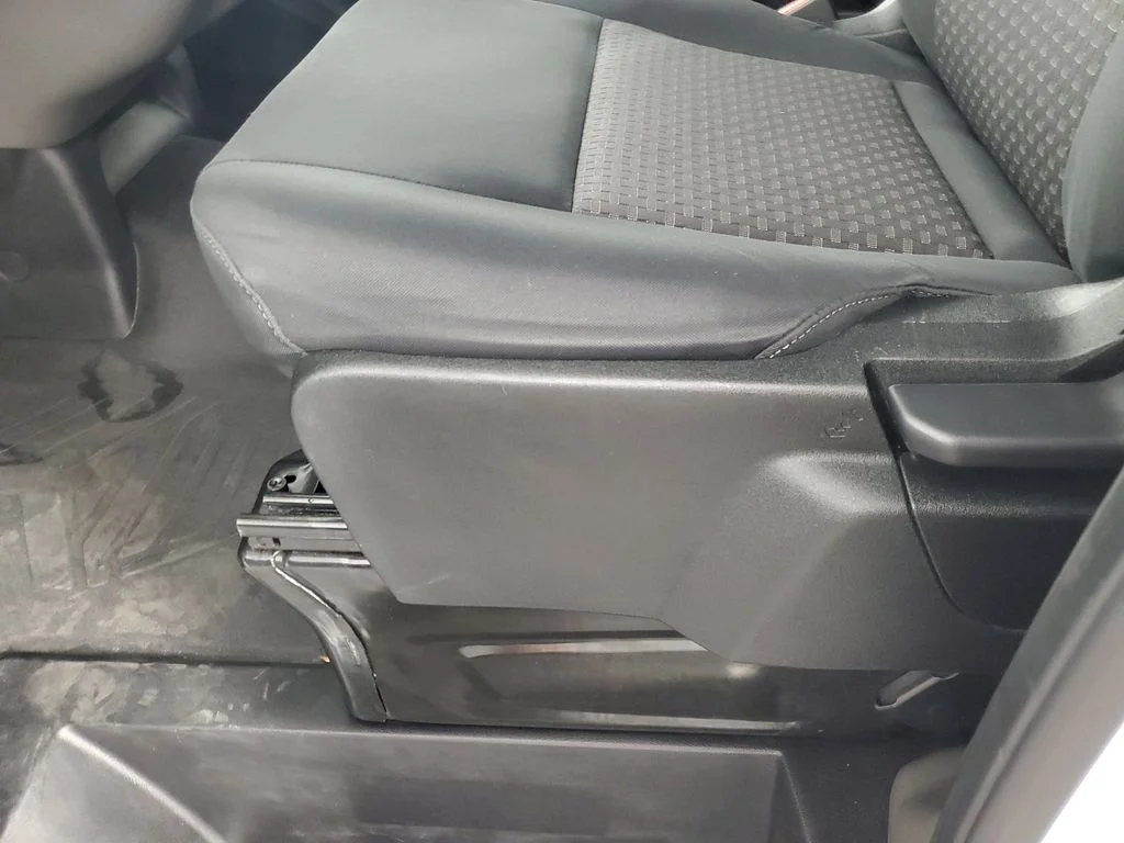 Used 2025 White Ford Base image 28