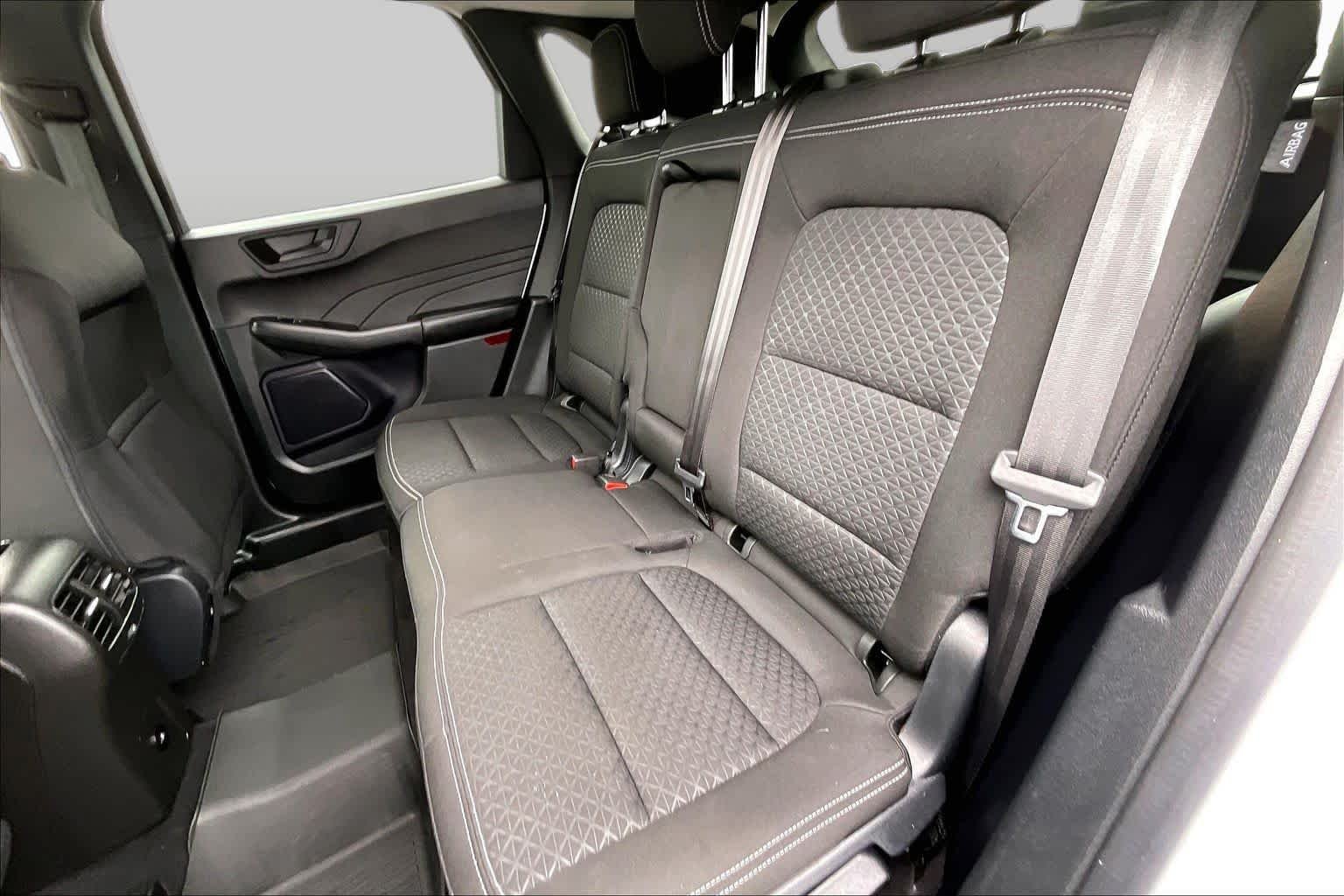Used 2024 Oxford White Ford Active image 19