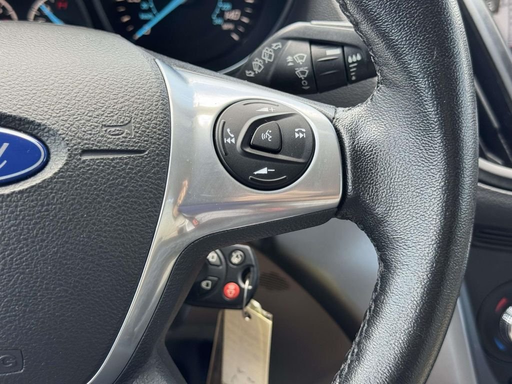 Used 2015 Gray Ford SE image 23