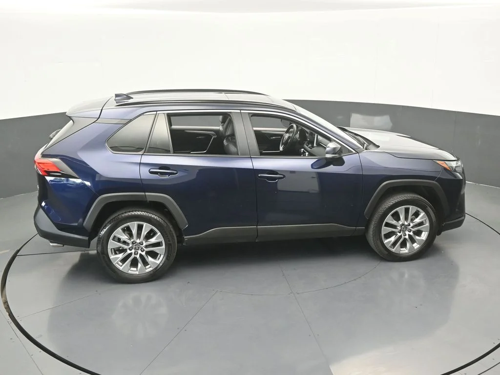 Used 2025 Blueprint Toyota XLE Premium image 53