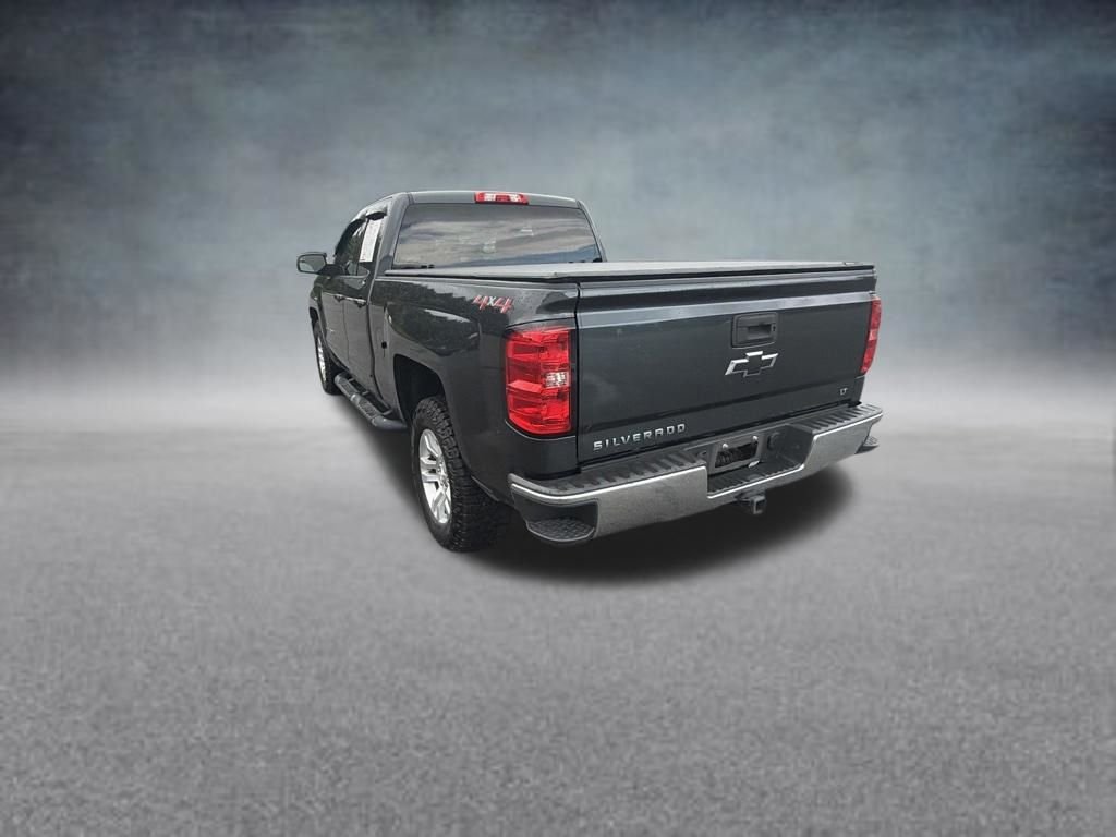 Used 2018 Gray Chevrolet LT image 3