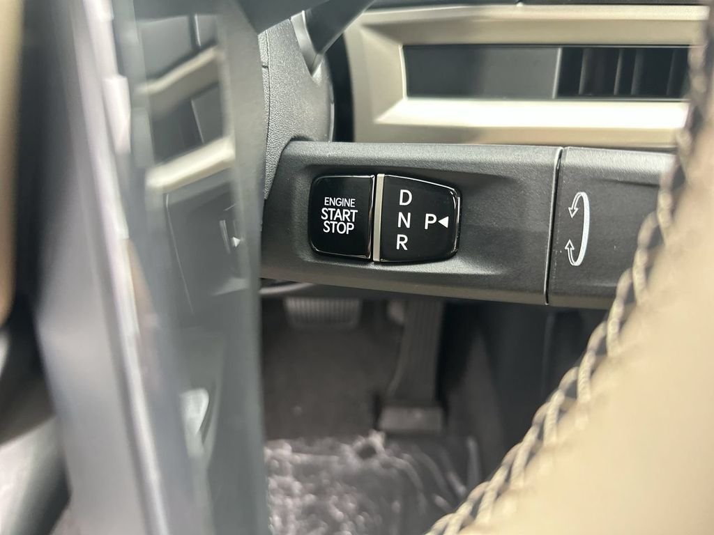 New 2027 Midnight Lake Blue Kia EX image 8