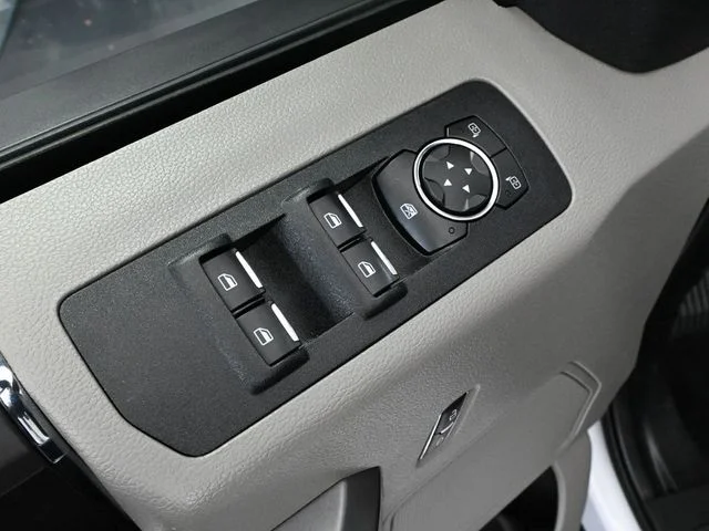 2020 Ford F-150 XLT - Photo 19