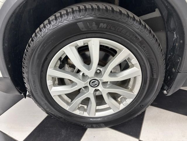 2018 Nissan Rogue SV - Photo 5