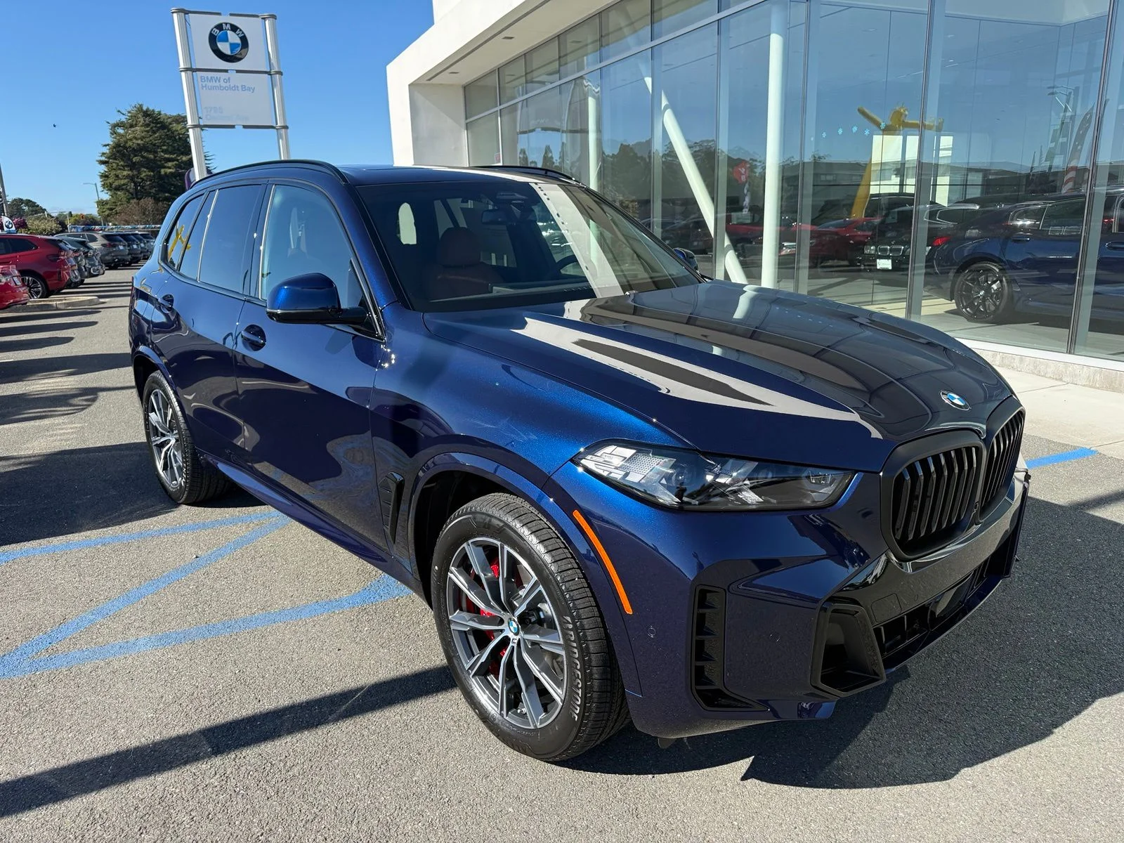 New 2026 Tanzanite Blue II Metallic BMW xDrive40i image 2