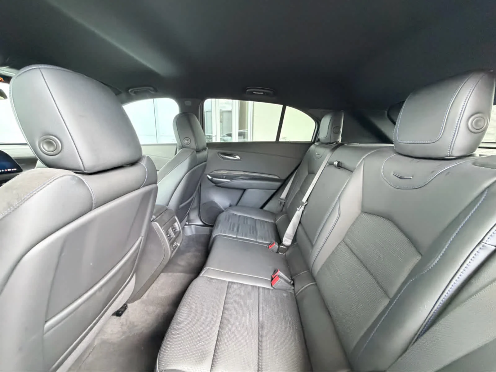 Certified Used 2024 Crystal White Tricoat Cadillac Sport image 28