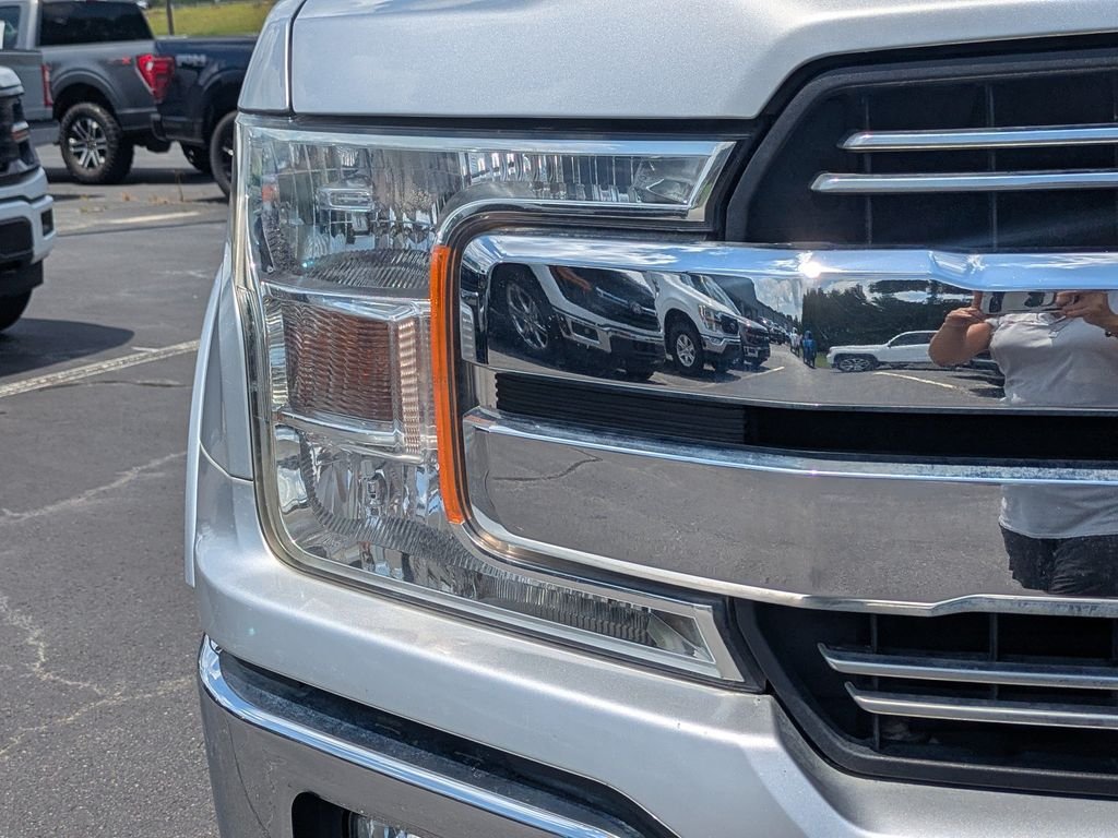 Used 2019 Silver Ford Lariat image 9