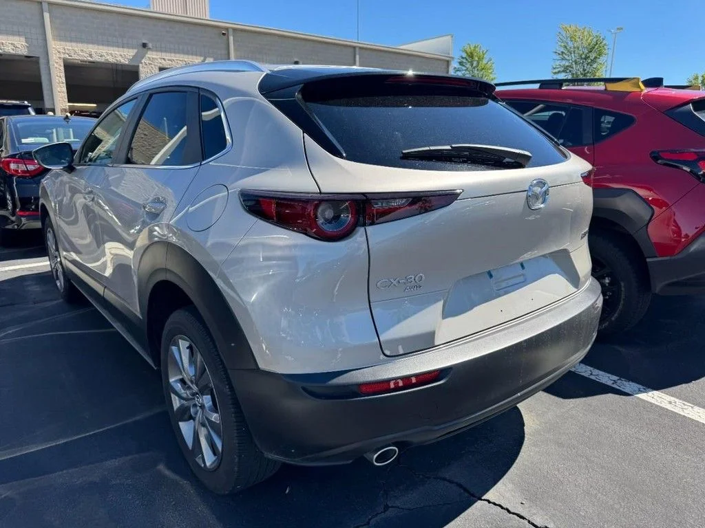 Used 2023 Platinum Quartz Metallic Mazda 2.5 S Preferred Package image 4