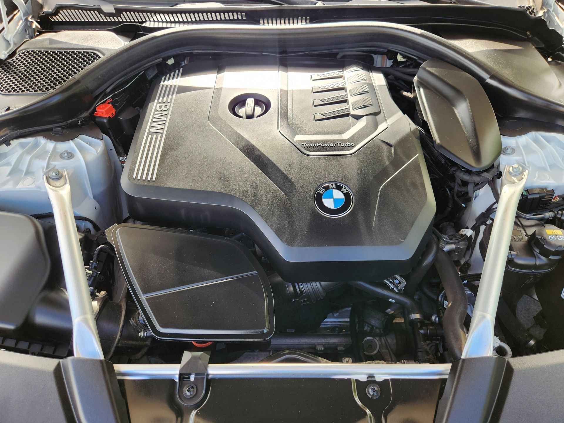 Used 2022 Mineral White Metallic BMW 530i image 32