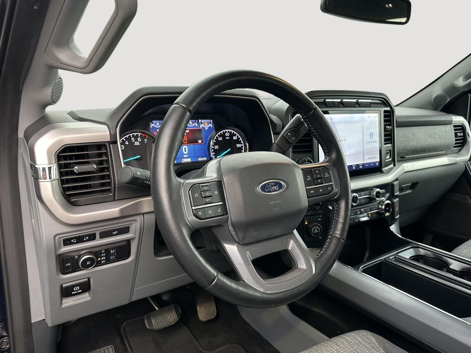 Used 2022 Antimatter Blue Metallic Ford XLT image 11
