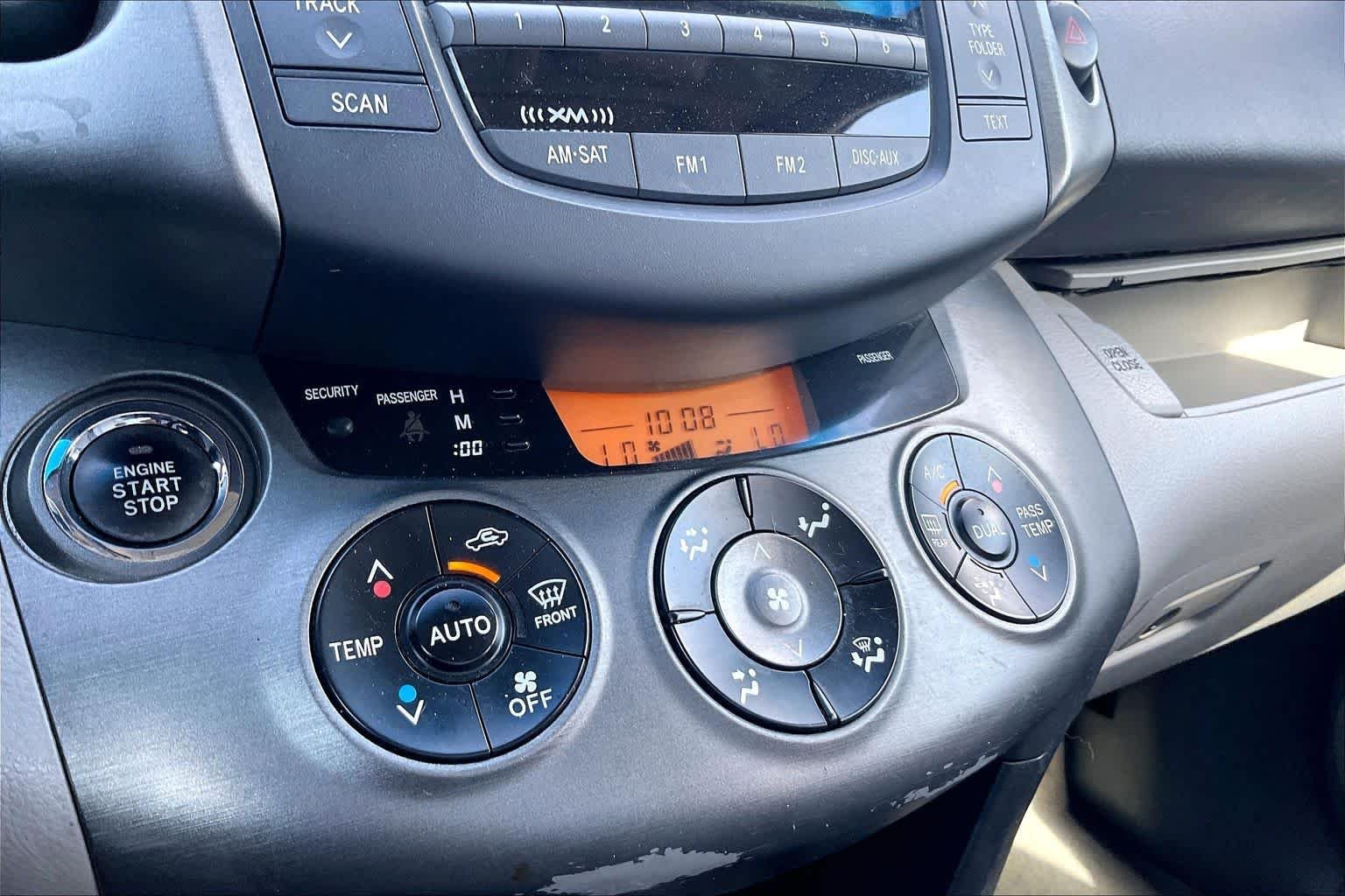 Used 2011 Barcelona Red Metallic Toyota Ltd image 32