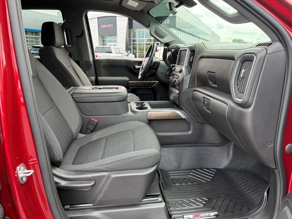 Used 2022 Red Chevrolet LT Trail Boss image 24