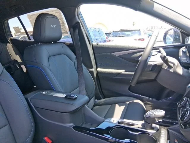 2026 Buick Envista Sport Touring - Photo 18