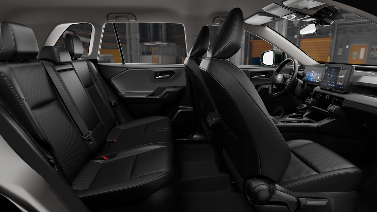 New 2026 Wind Chill Pearl Toyota XLE Premium image 21